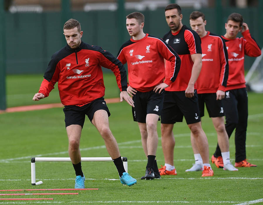 คลิปลิเวอร์พูล Liverpool FC Training at Melwood ahead of Swansea City