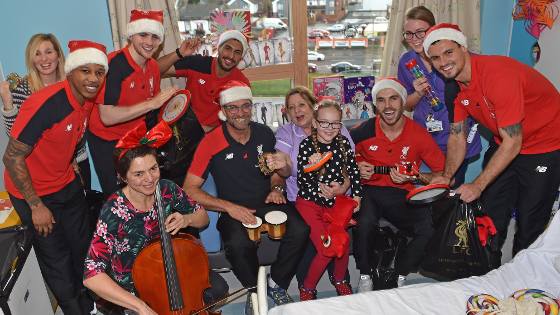 คลิปลิเวอร์พูล Klopp joins in Alder Hey singalong