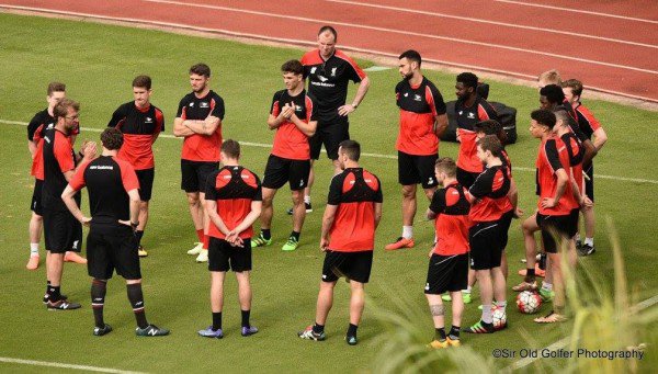 คลิปลิเวอร์พูล Reds train in Tenerife