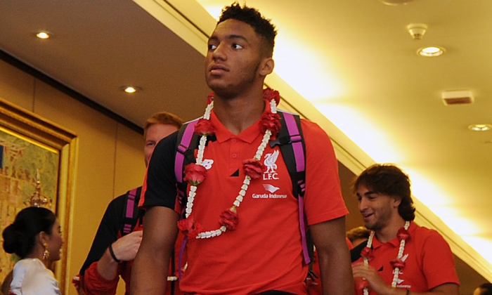 Reds arrive in Bangkok to begin tour