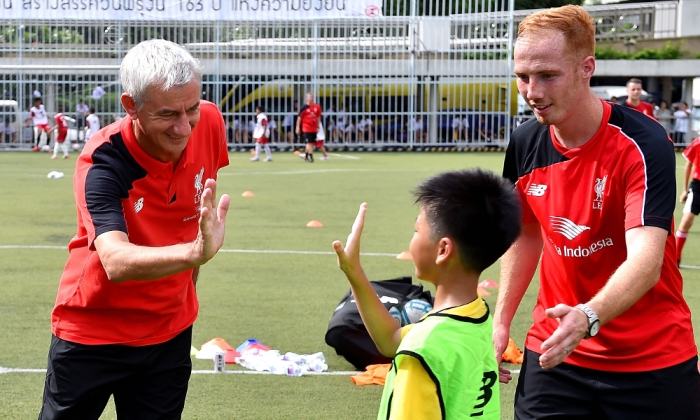 Rush and Sakho visit Bangkok Christian College