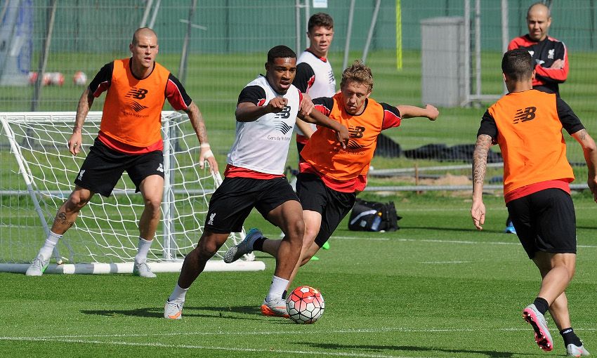 ภาพการฝึกซ้อมของนักเตะลิเวอร์พูล ก่อนเกมกับเวสต์แฮม ยูไนเต็ด ภาพการฝึกซ้อมของนักเตะลิเวอร์พูล ก่อนเกมกับเวสต์แฮม ยูไนเต็ด