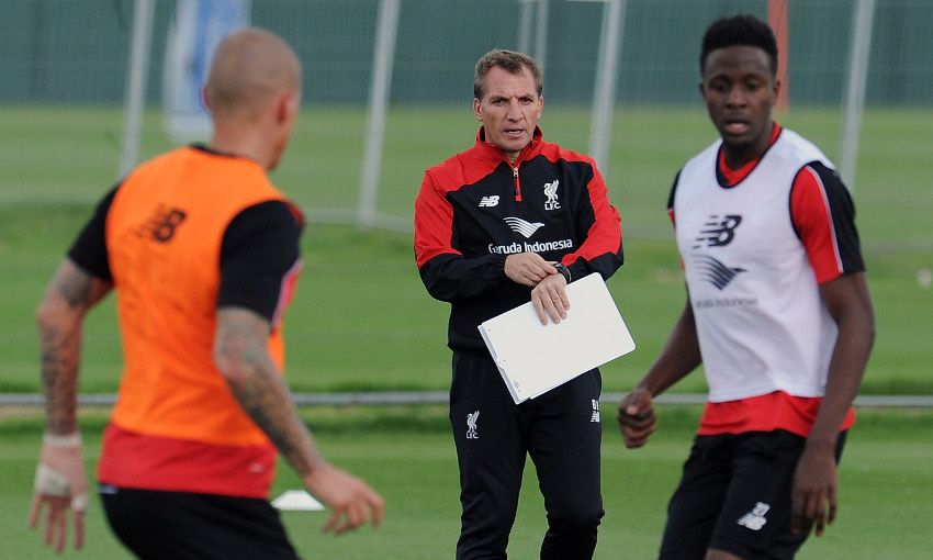 ภาพการฝึกซ้อมของนักเตะลิเวอร์พูล ก่อนเกมกับเวสต์แฮม ยูไนเต็ด ภาพการฝึกซ้อมของนักเตะลิเวอร์พูล ก่อนเกมกับเวสต์แฮม ยูไนเต็ด