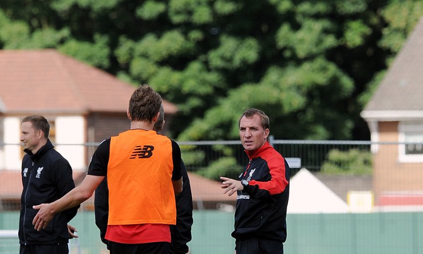 ภาพการฝึกซ้อมของนักเตะลิเวอร์พูล ก่อนเกมกับเวสต์แฮม ยูไนเต็ด ภาพการฝึกซ้อมของนักเตะลิเวอร์พูล ก่อนเกมกับเวสต์แฮม ยูไนเต็ด