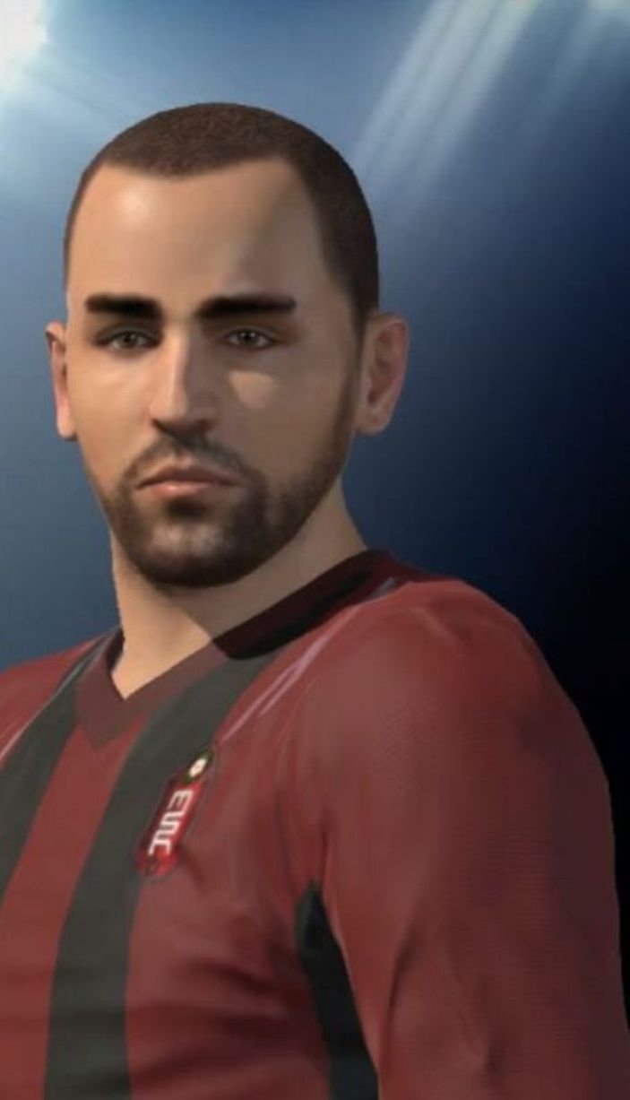 ภาพนักเตะลิเวอร์พูลในเกม PES 2016