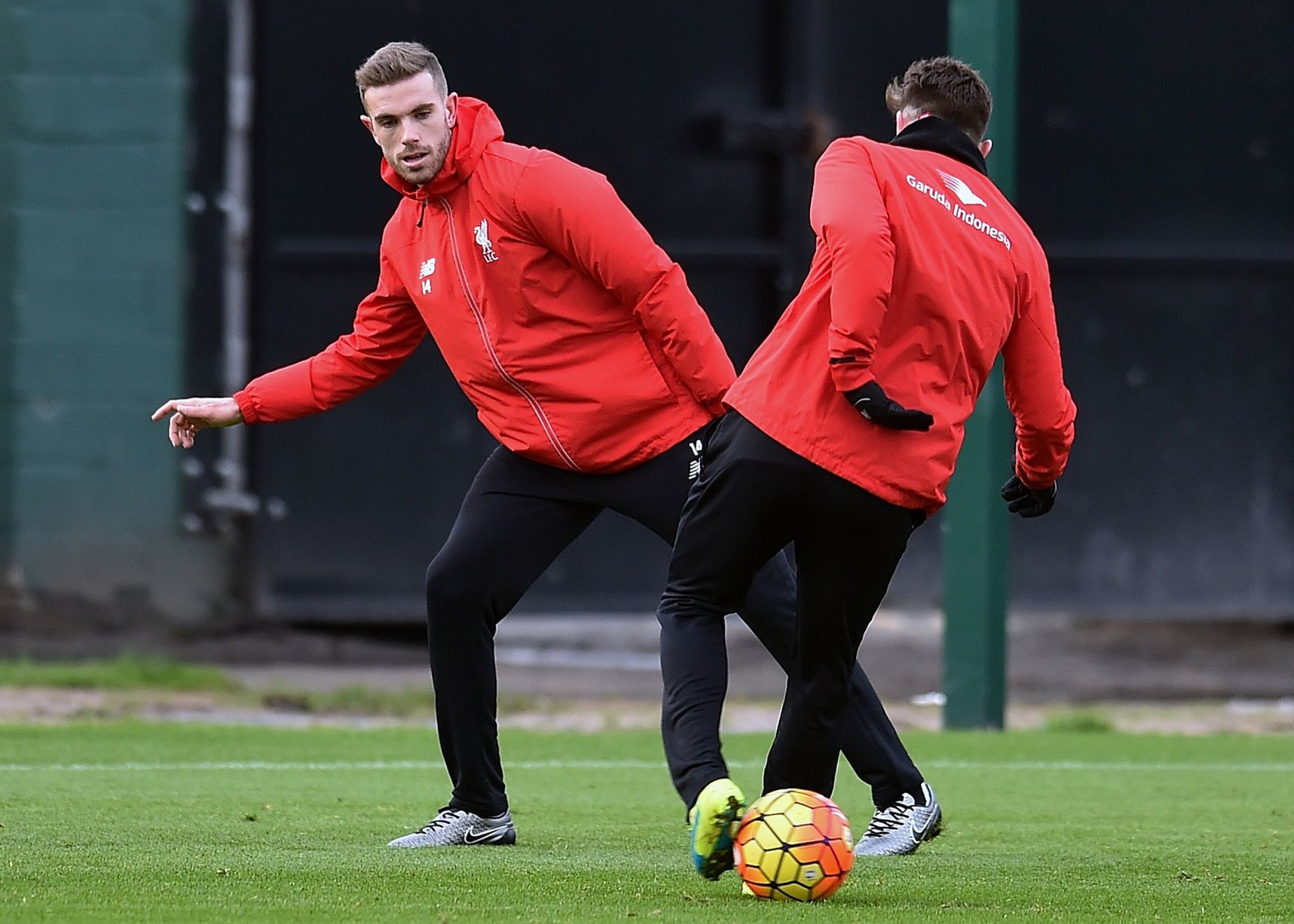 ภาพการฝึกซ้อมของนักเตะลิเวอร์พูล ก่อนเกมแมนเชสเตอร์ ยูไนเต็ด ภาพการฝึกซ้อมของนักเตะลิเวอร์พูล ก่อนเกมแมนเชสเตอร์ ยูไนเต็ด