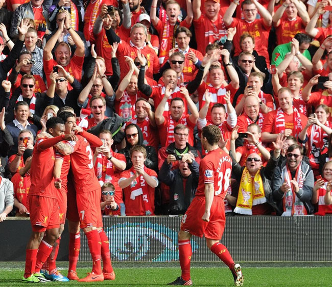 ภาพการแข่งขันนัดถล่ม สเปอร์ส 4-0 ภาพการแข่งขันนัดถล่ม สเปอร์ส 4-0