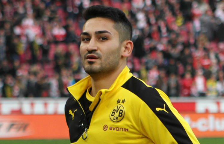 ข่าวลิเวอร์พูล - ซัมเมอร์เจอกัน!! กุนโดกัน เผย ยังไม่ฟังธงอนาคต พร้อมพิจารณาทุกตัวเลือก