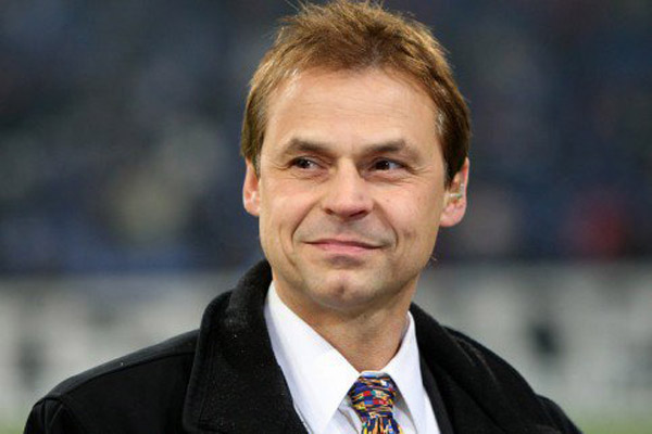 ข่าวลิเวอร์พูล - ตำนาน "เสือใต้" แจงประเด็น!! บอก "คูตี้" เจ๋งกว่า เกิทเซ่