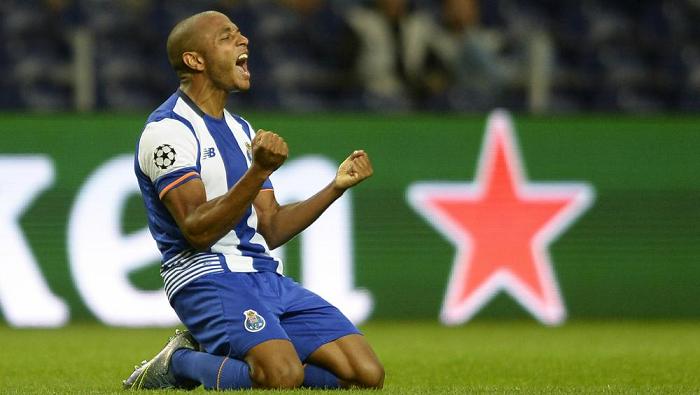 ข่าวลิเวอร์พูล - ตัวอื่นดีกว่า!! อดีตแข้ง "ปืน" วิเคราะห์ บราฮิมี่ ตำแหน่งทับ คูตินโญ่