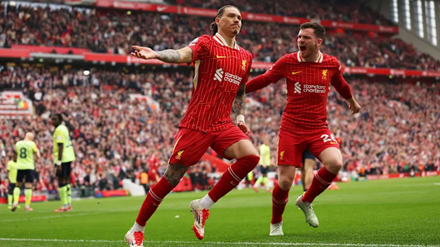 ไฮไลท์พรีเมียร์ลีก! หงส์เปิดรังอัดนักบุญ 3-1