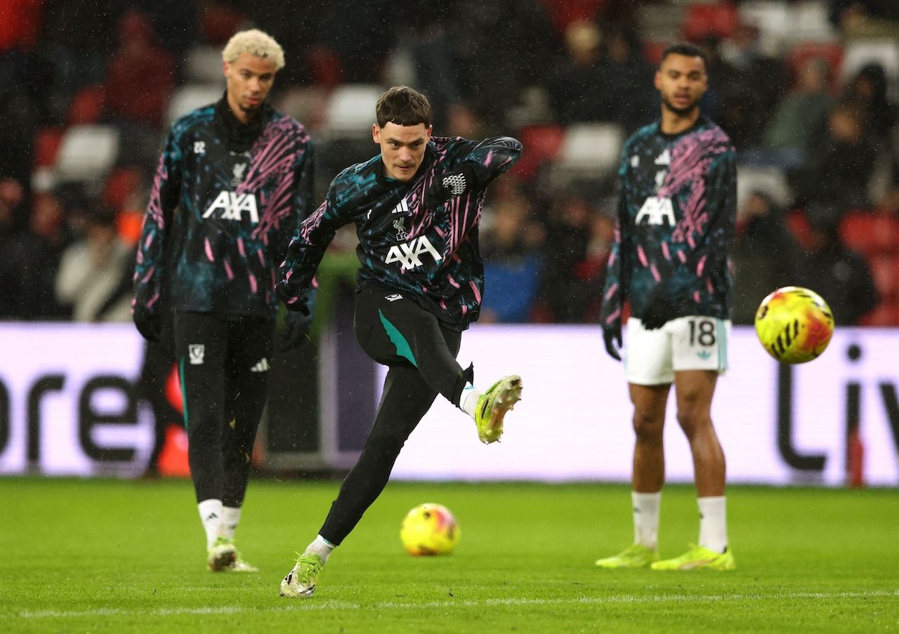 ข่าวลิเวอร์พูล - สล็อตเผยเวียร์ตซ์เจ็บหลังช่วงวอร์มก่อนเกมเฉือน "เจ้าป่า"