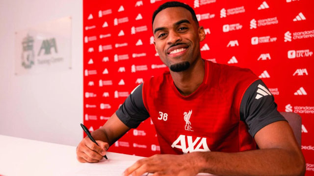 ข่าวดี! กราเฟนแบร์ค ต่อสัญญายาวกับหงส์