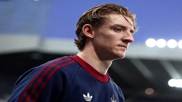 หงส์ตัวเต็งซิวปีกสาลิกาดง